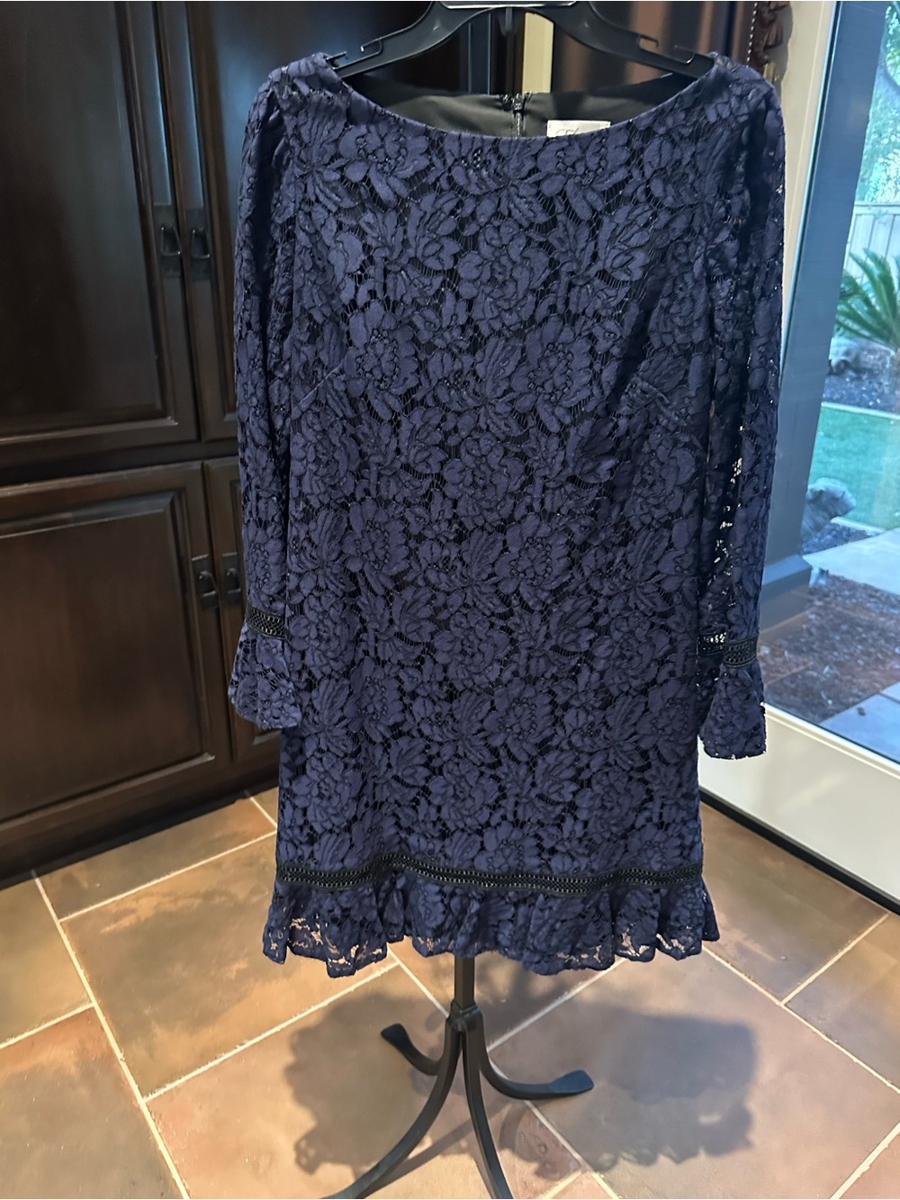 Navy Lace Long-Sleeve Shift Dress
